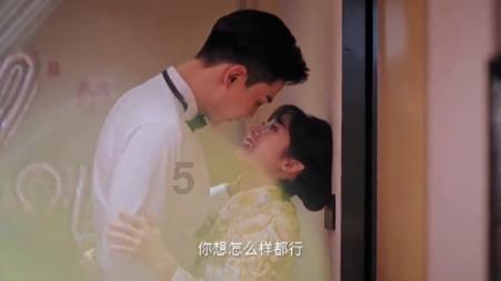 困在俱乐部的少女